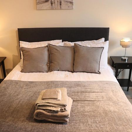Dockside Lodge Liverpool Extérieur photo